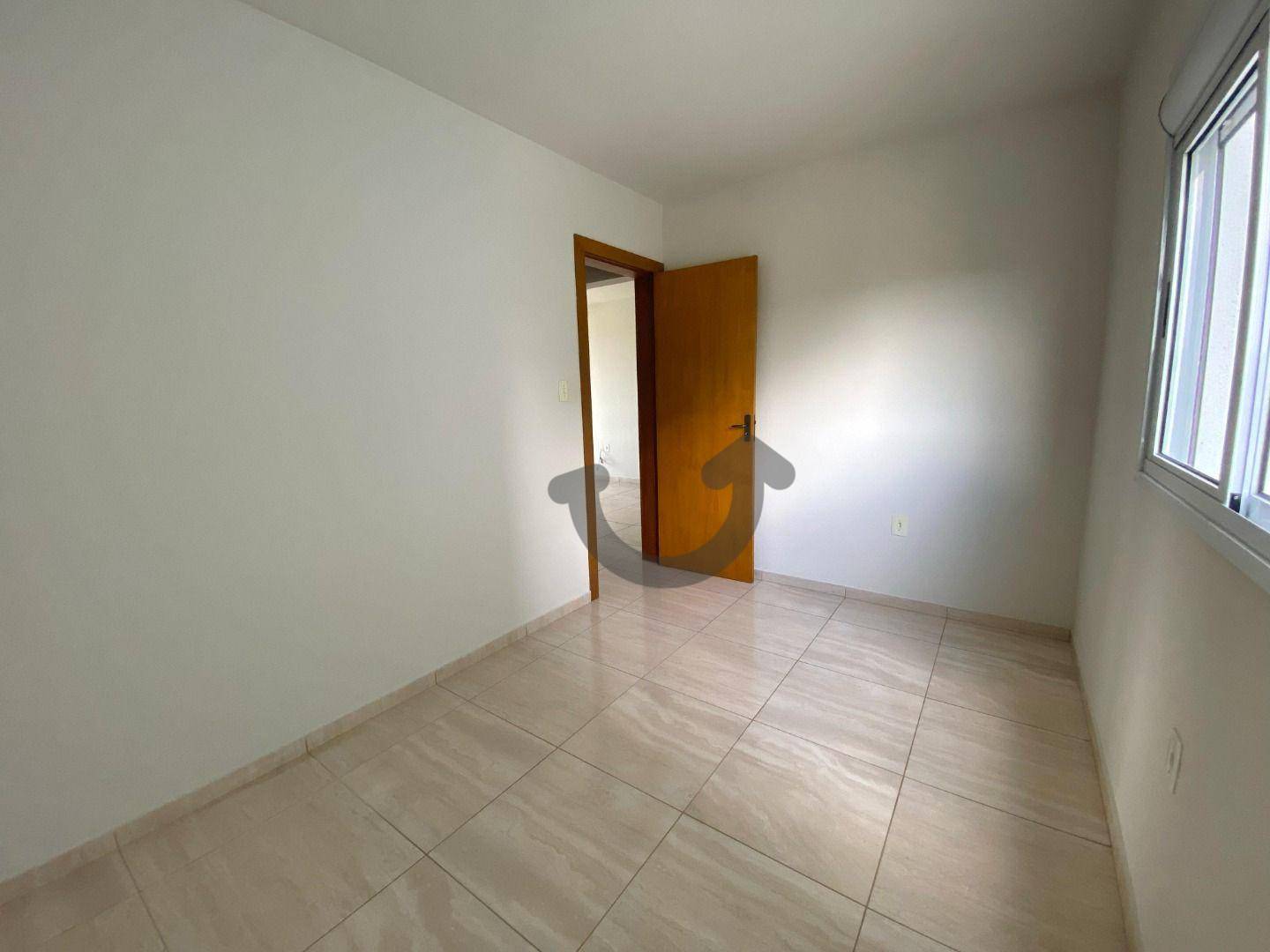 Apartamento à venda com 2 quartos, 75m² - Foto 10