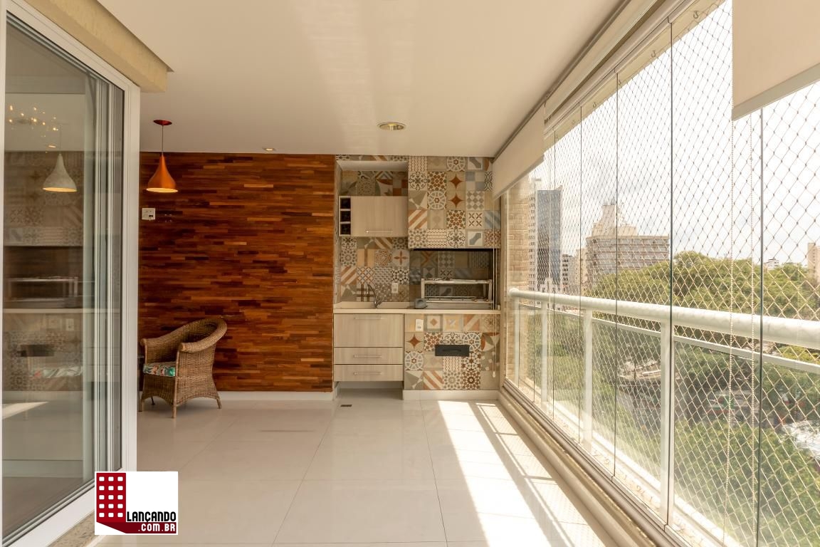 Apartamento à venda com 3 quartos, 162m² - Foto 2