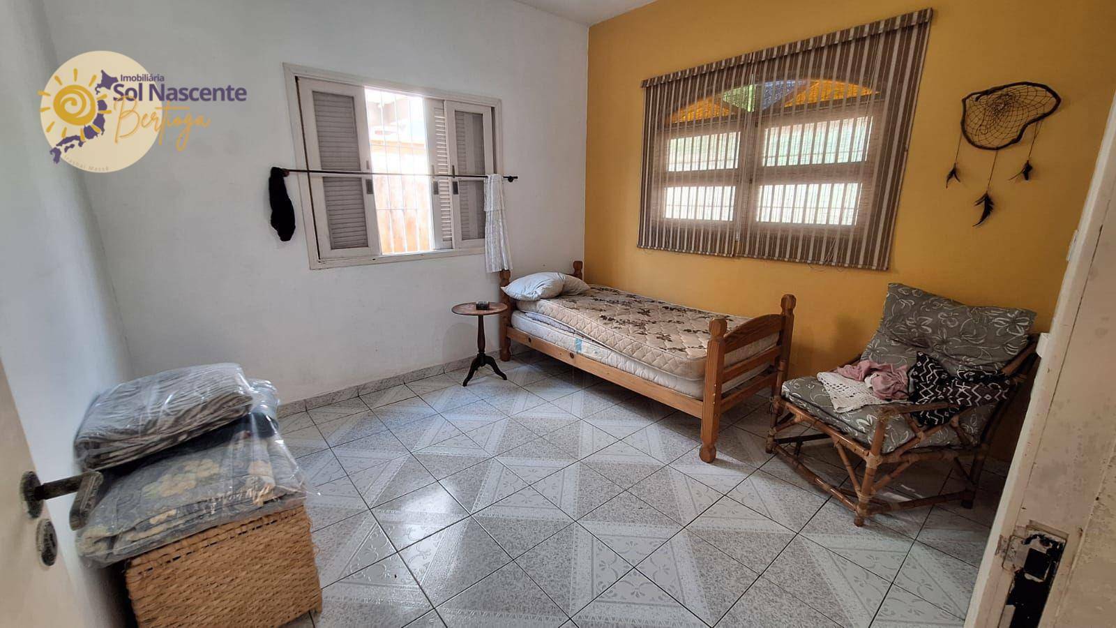 Casa à venda com 4 quartos, 222m² - Foto 12