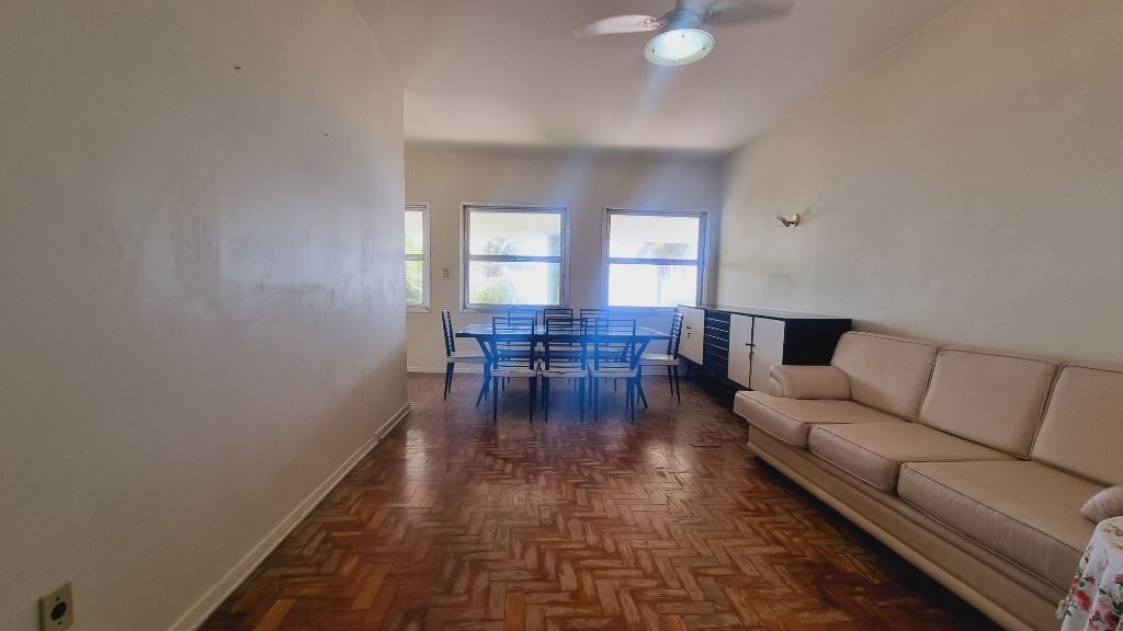 Apartamento à venda com 2 quartos, 100m² - Foto 2