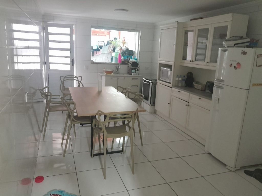 Sobrado à venda com 3 quartos, 126m² - Foto 4