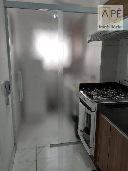 Apartamento à venda com 3 quartos, 59m² - Foto 2