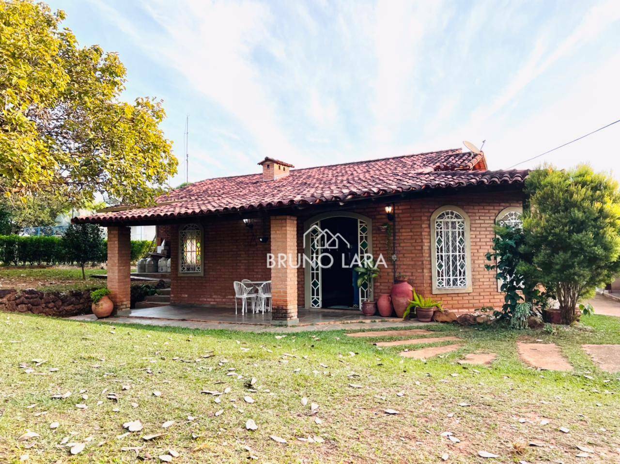 Casa de Condomínio à venda com 3 quartos, 250m² - Foto 3