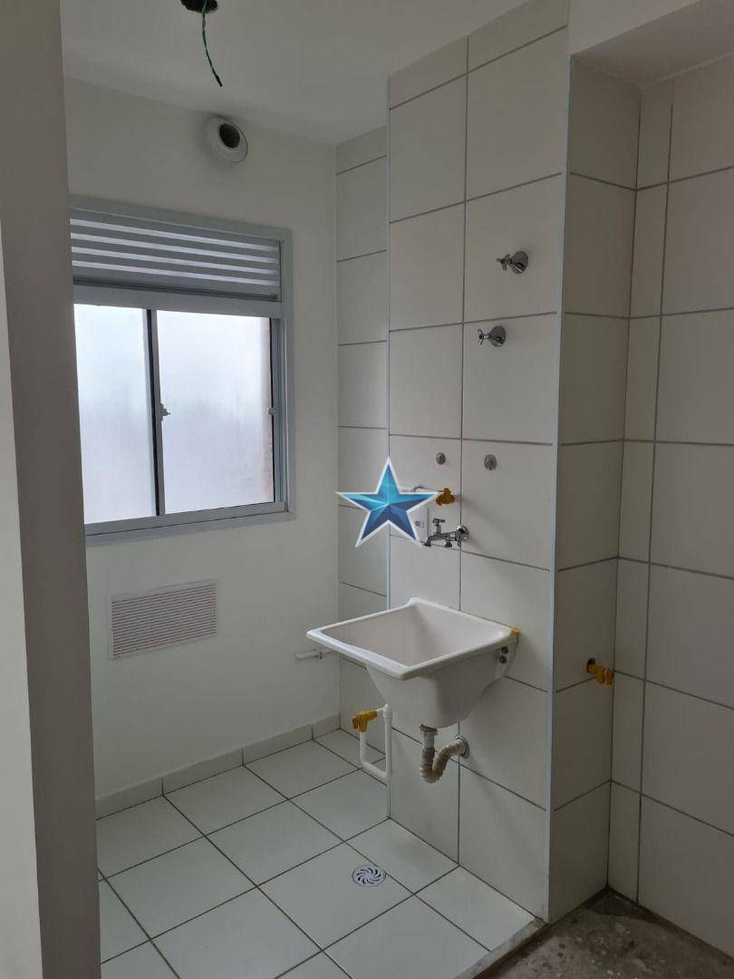 Apartamento à venda com 2 quartos, 38m² - Foto 11