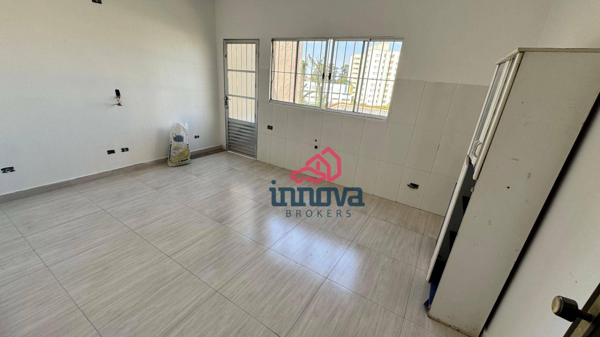 Casa à venda com 3 quartos, 339m² - Foto 15