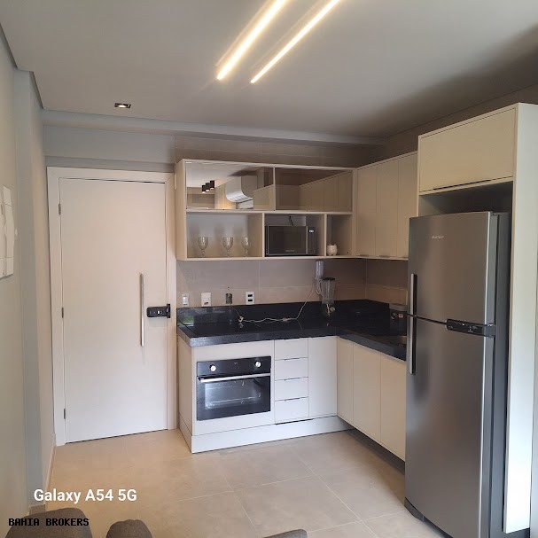 Apartamento para alugar com 1 quarto, 40m² - Foto 9