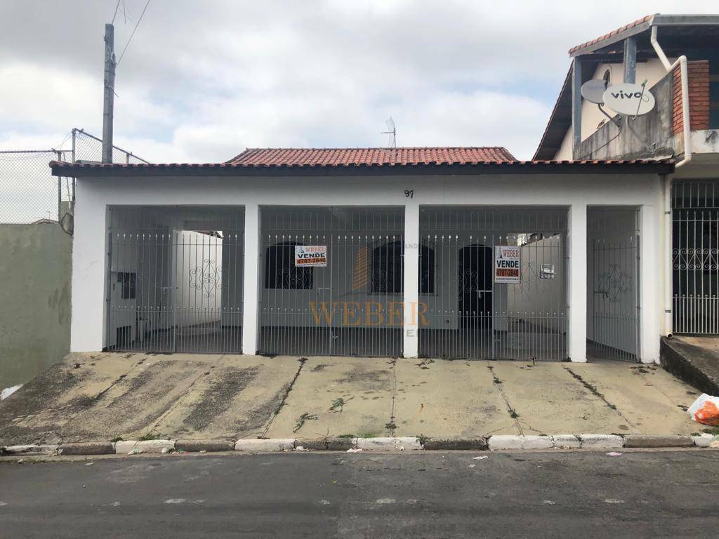 Casa à venda com 3 quartos, 110m² - Foto 1