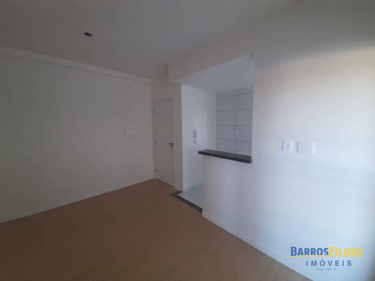 Apartamento para alugar com 2 quartos, 50m² - Foto 6