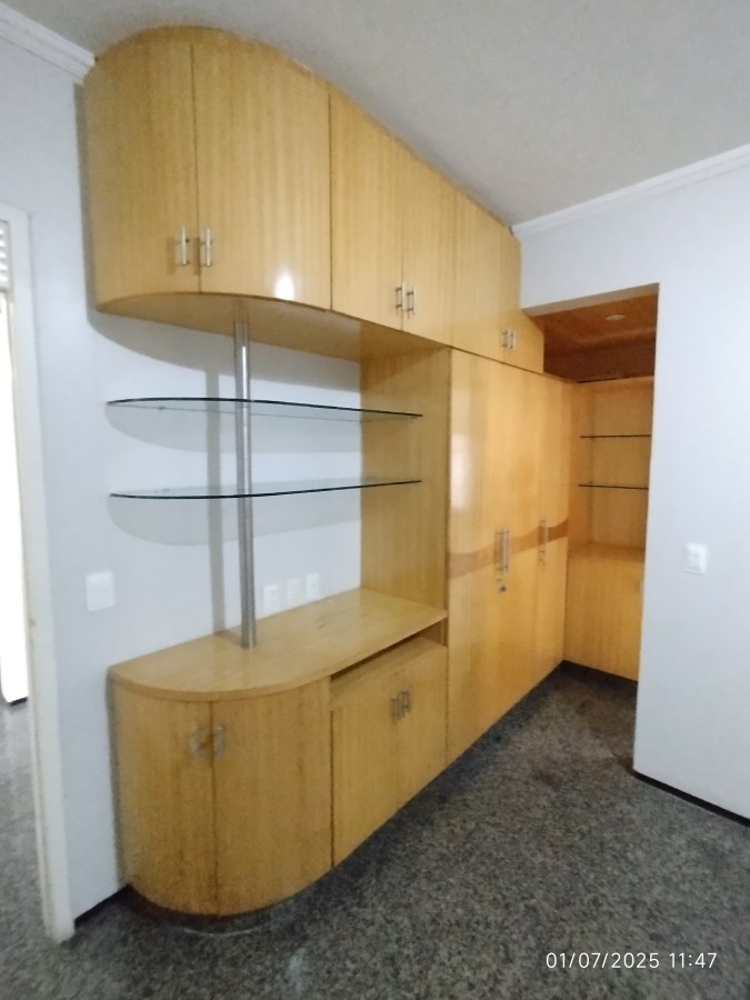 Apartamento para alugar com 3 quartos, 197m² - Foto 41