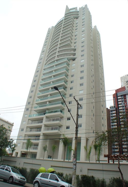 Apartamento à venda com 3 quartos, 225m² - Foto 1