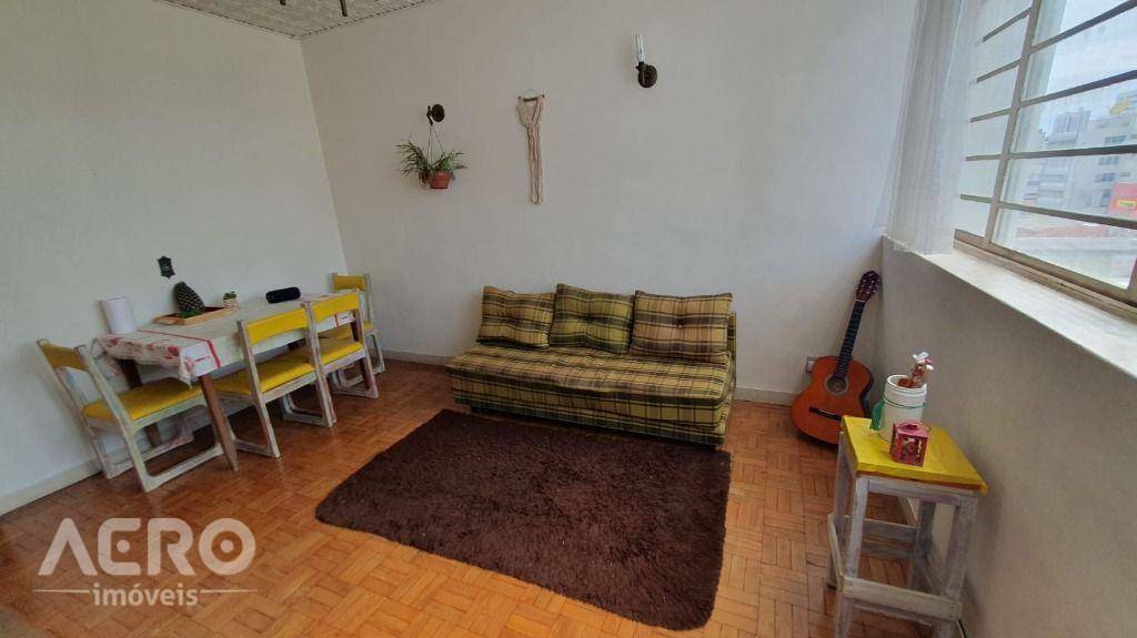 Apartamento à venda com 3 quartos, 80m² - Foto 19