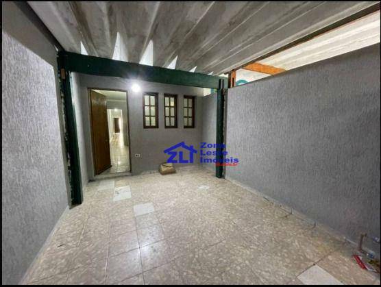 Sobrado à venda com 3 quartos, 200m² - Foto 3