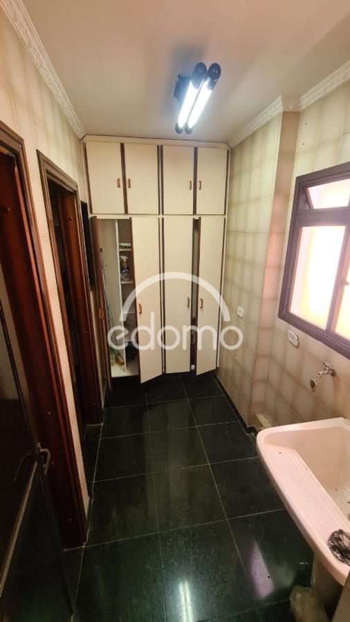 Apartamento para alugar com 3 quartos, 120m² - Foto 9