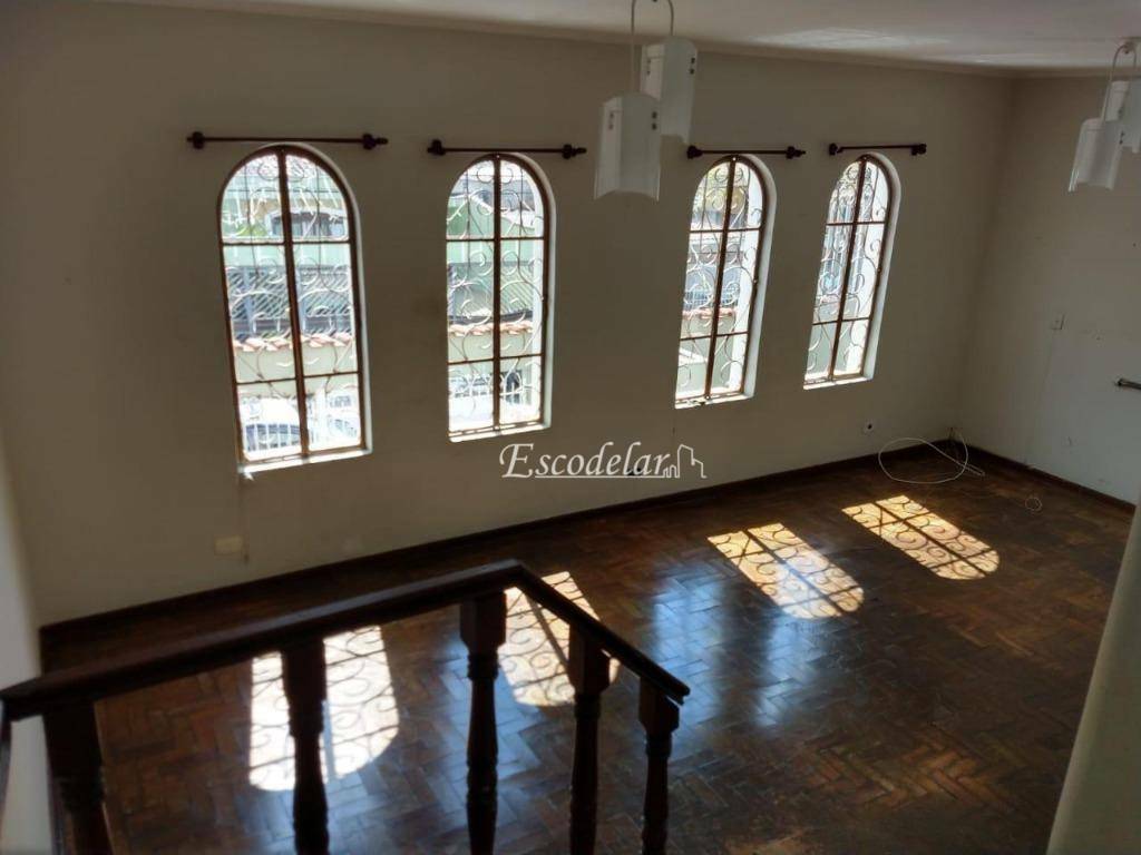 Sobrado à venda com 3 quartos, 200m² - Foto 2