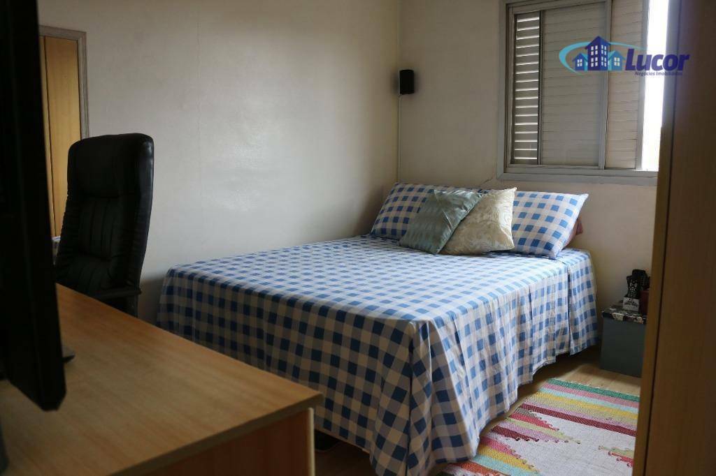 Apartamento à venda com 2 quartos, 60m² - Foto 11