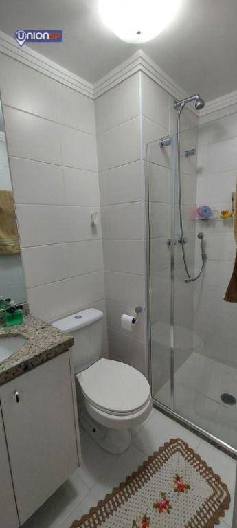 Apartamento à venda com 2 quartos, 70m² - Foto 19