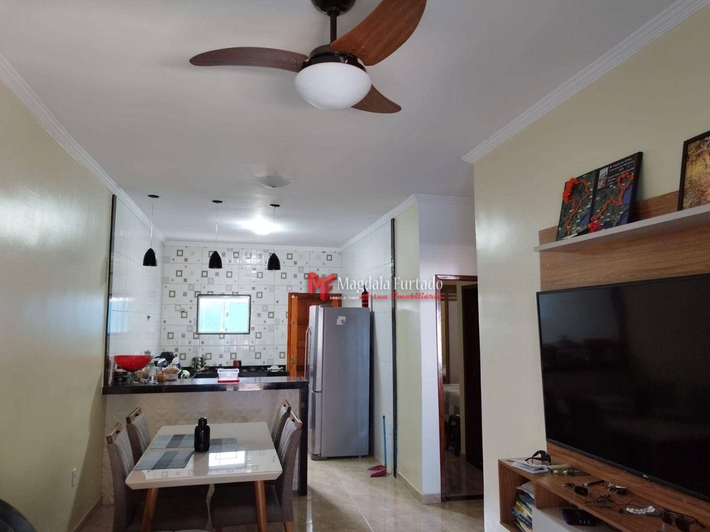 Casa à venda com 2 quartos, 62m² - Foto 8