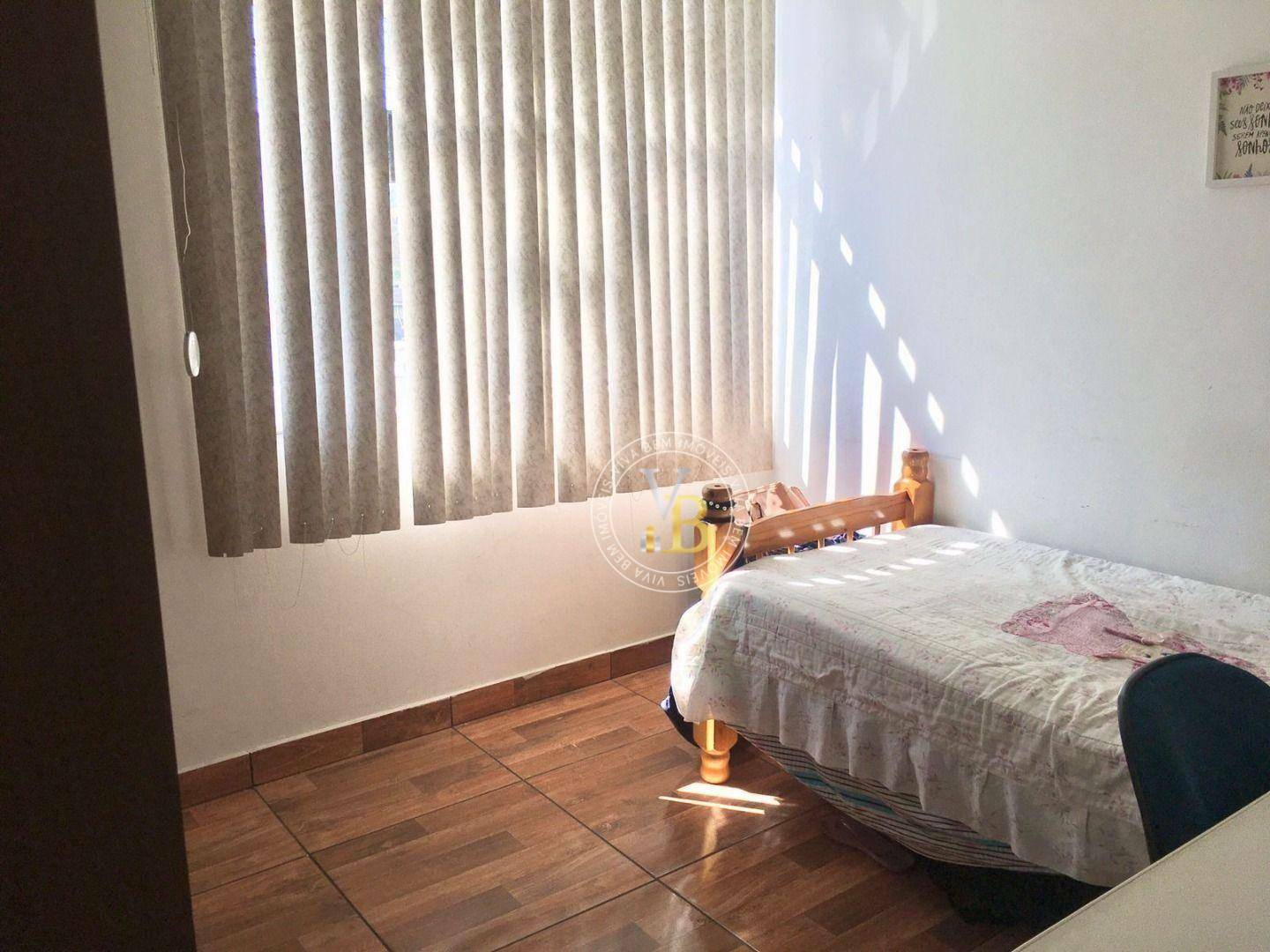 Apartamento à venda com 2 quartos, 74m² - Foto 4