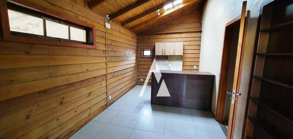 Casa à venda com 1 quarto, 150m² - Foto 13