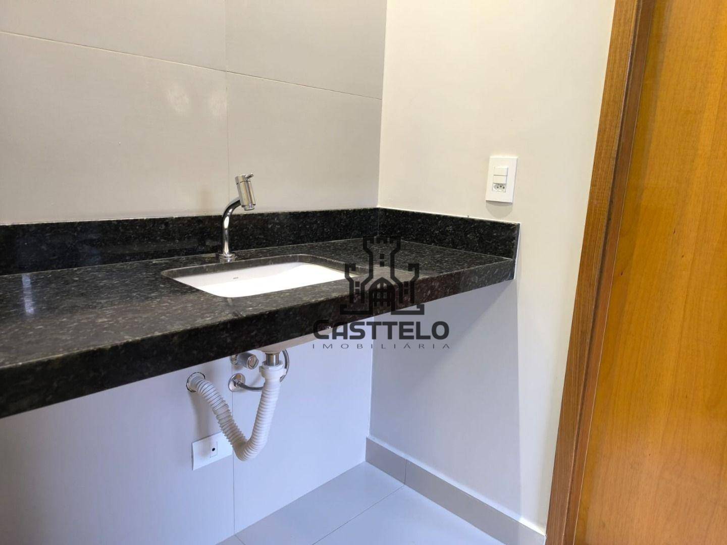 Casa à venda com 3 quartos, 201m² - Foto 18