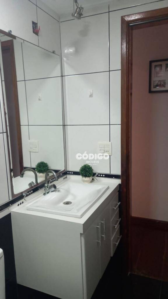 Apartamento à venda com 3 quartos, 90m² - Foto 18