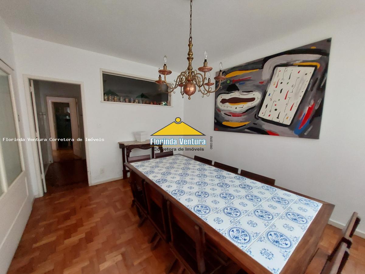 Casa à venda com 6 quartos, 387m² - Foto 16