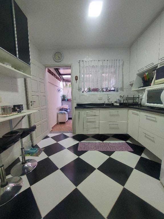 Sobrado à venda com 2 quartos, 75m² - Foto 2