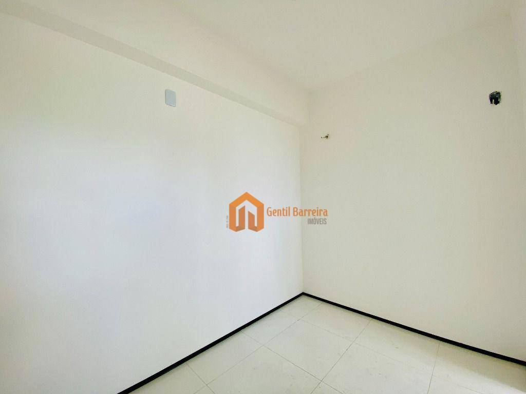 Apartamento à venda com 3 quartos, 170m² - Foto 13