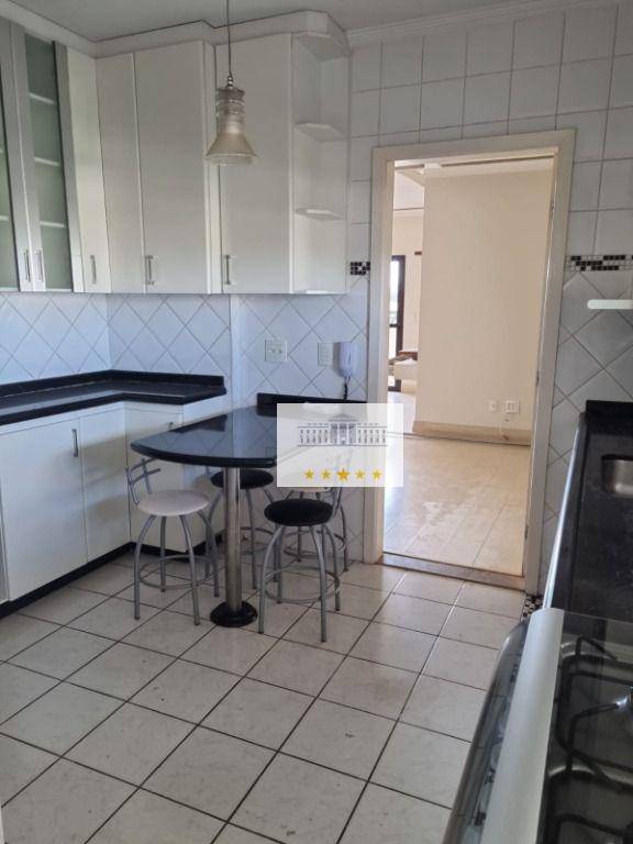 Apartamento à venda com 3 quartos, 119m² - Foto 13