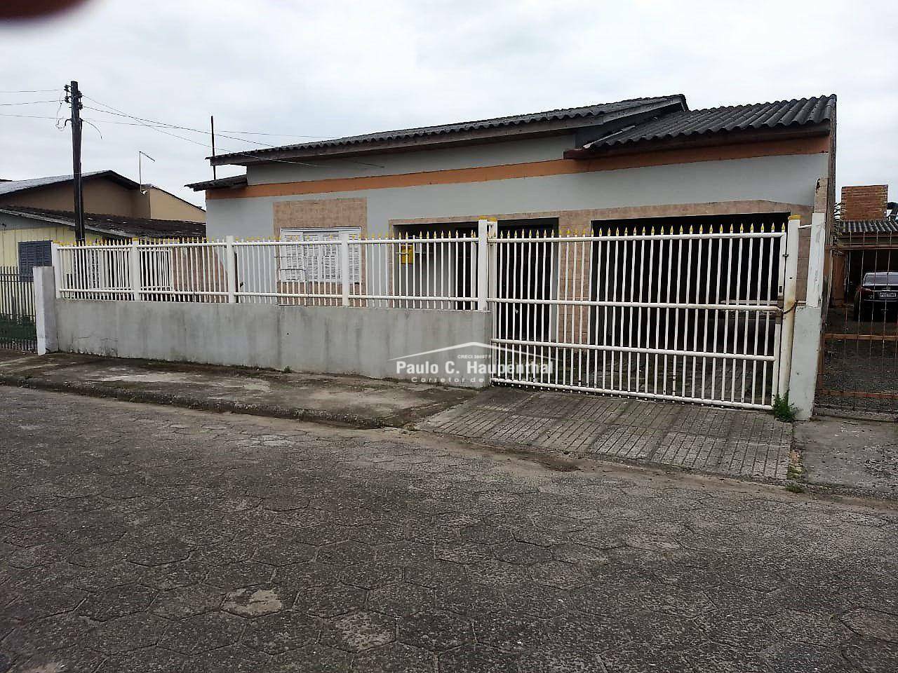 Casa à venda com 2 quartos, 200m² - Foto 1