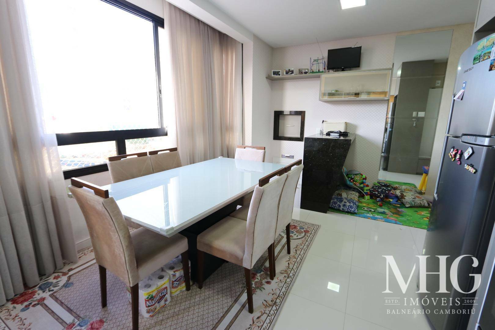 Apartamento à venda com 2 quartos, 77m² - Foto 16