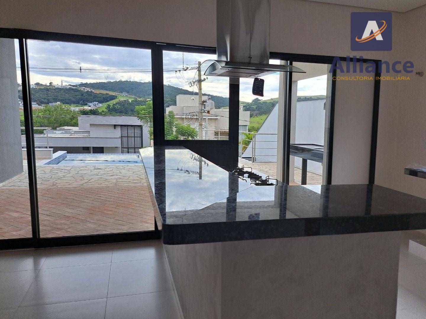 Casa de Condomínio à venda com 3 quartos, 258m² - Foto 9