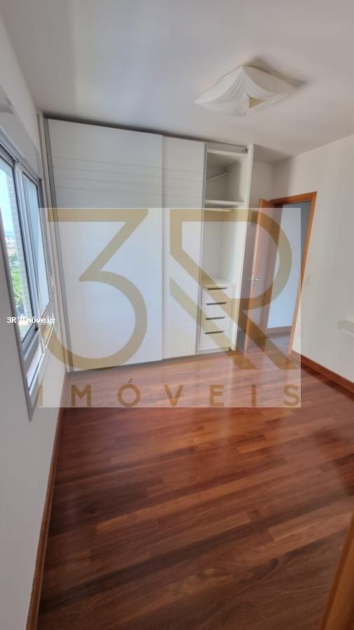 Apartamento à venda com 3 quartos, 234m² - Foto 13