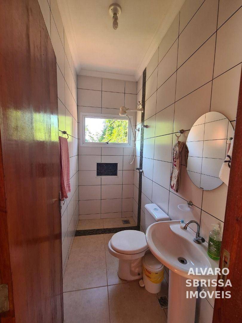 Chácara à venda com 3 quartos, 219m² - Foto 35