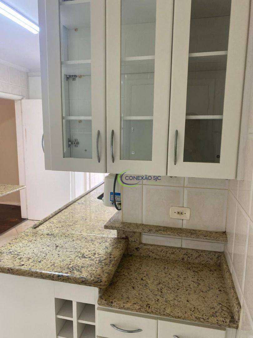 Apartamento à venda com 3 quartos, 130m² - Foto 10