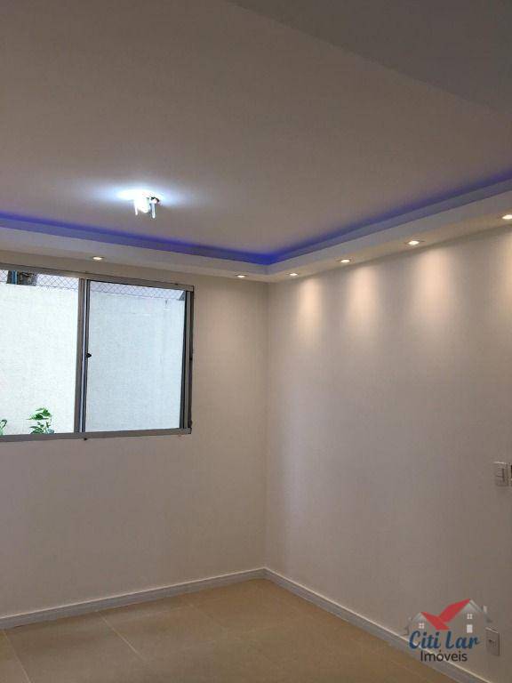 Apartamento à venda e aluguel com 2 quartos, 43m² - Foto 4