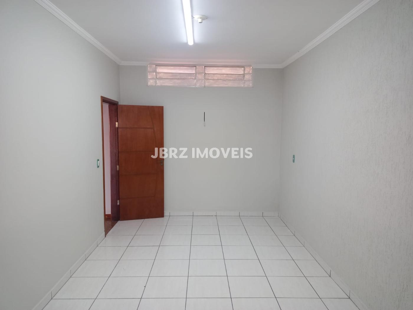 Casa para alugar com 2 quartos, 137m² - Foto 21