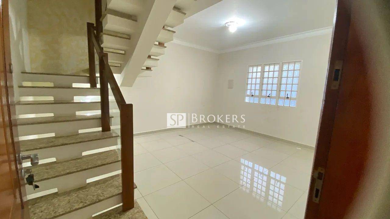 Casa à venda com 3 quartos, 230m² - Foto 12