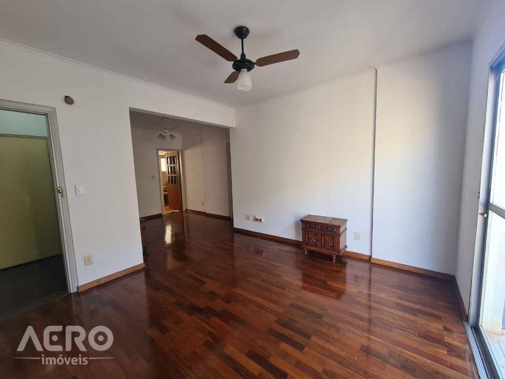 Apartamento à venda com 3 quartos, 107m² - Foto 6