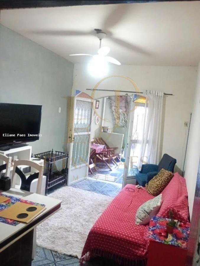 Casa à venda com 3 quartos, 200m² - Foto 4