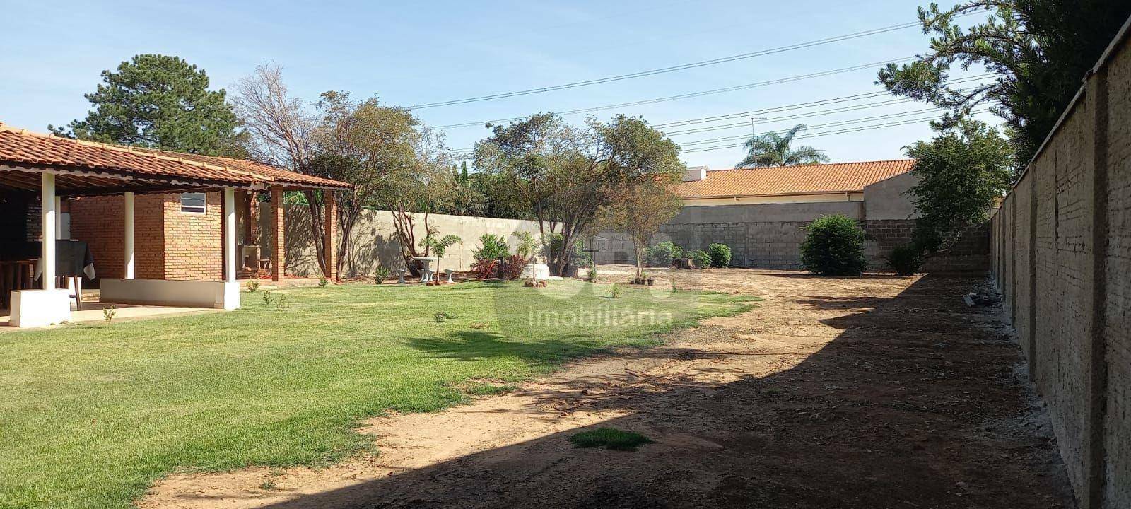 Chácara à venda com 2 quartos, 140m² - Foto 8