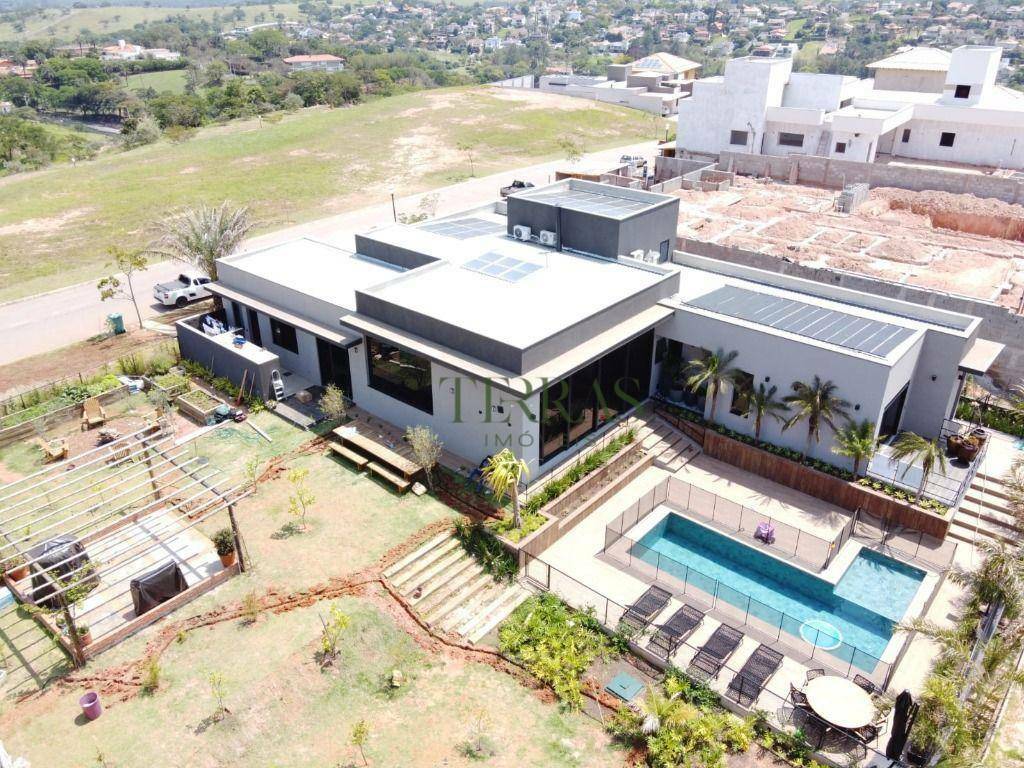 Casa de Condomínio à venda com 3 quartos, 360m² - Foto 4