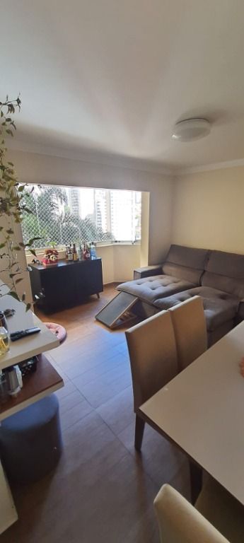 Apartamento à venda com 2 quartos, 60m² - Foto 1