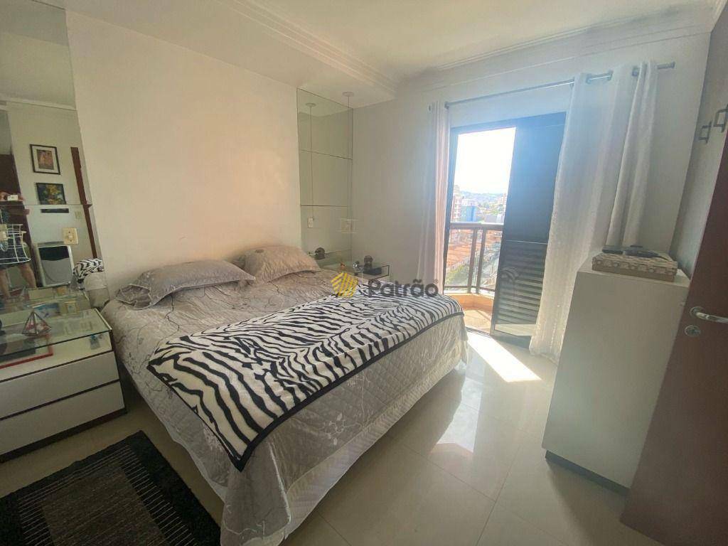 Apartamento à venda com 4 quartos, 115m² - Foto 21