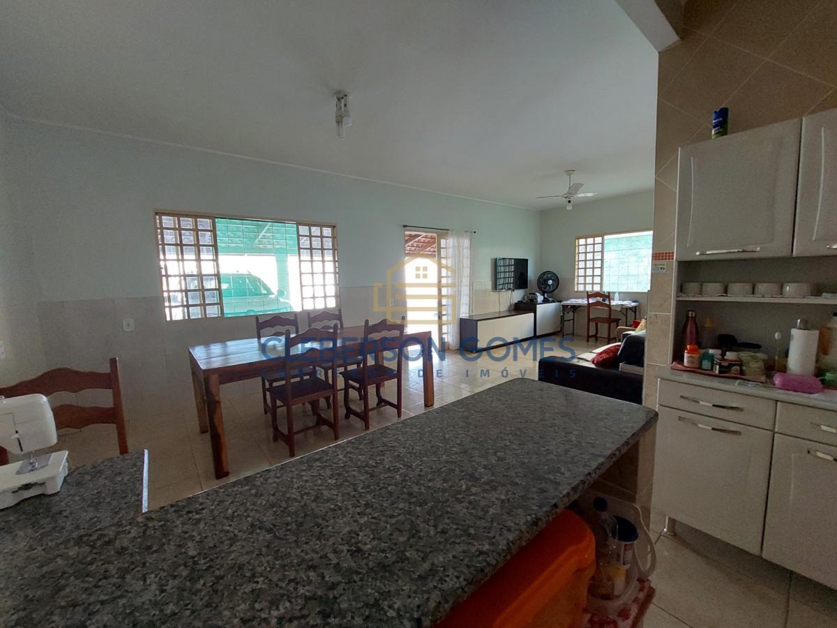 Casa à venda com 3 quartos, 250m² - Foto 5