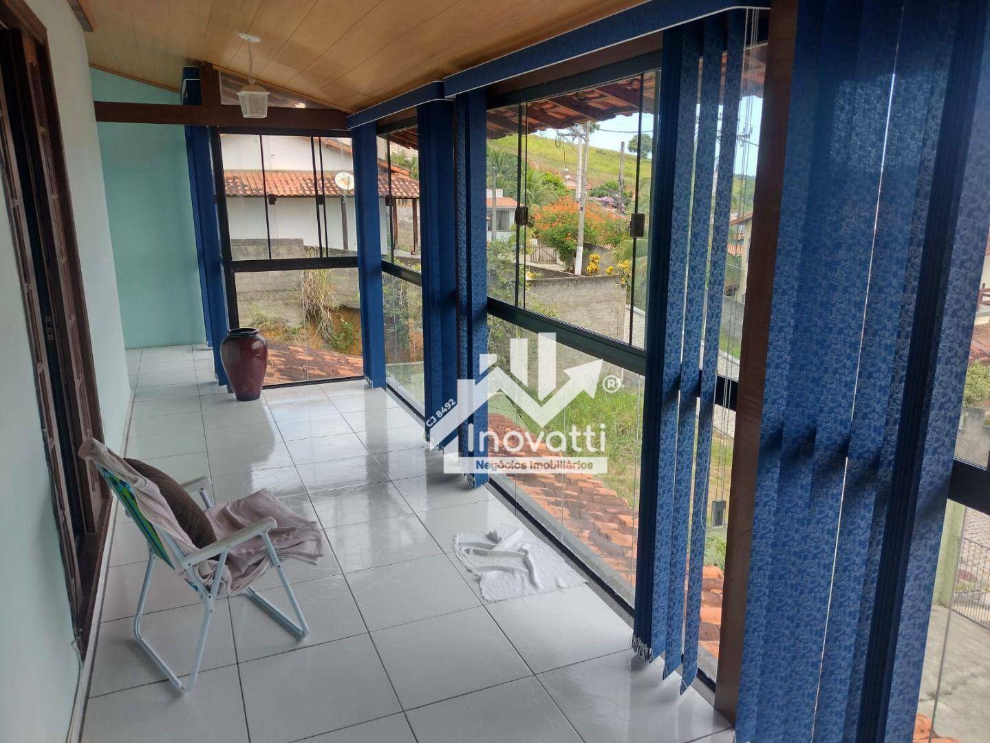 Casa à venda com 2 quartos, 180m² - Foto 16