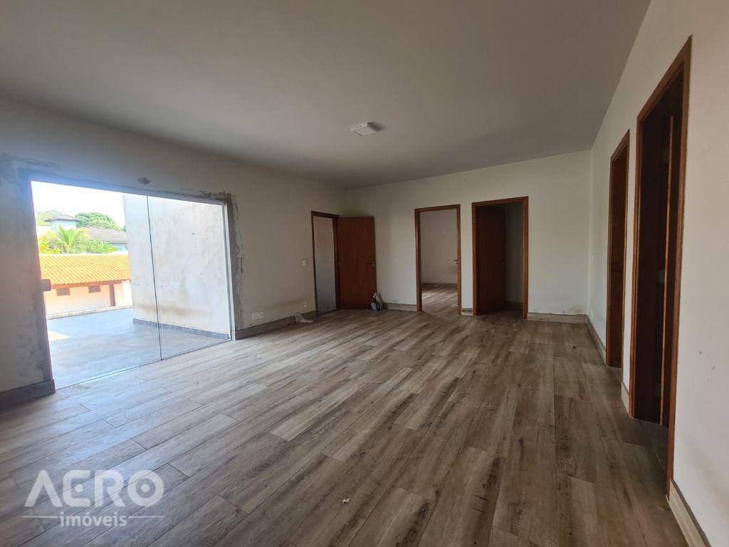 Casa de Condomínio à venda com 4 quartos, 478m² - Foto 6