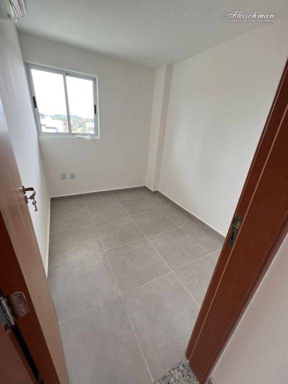 Apartamento à venda com 2 quartos, 40m² - Foto 15