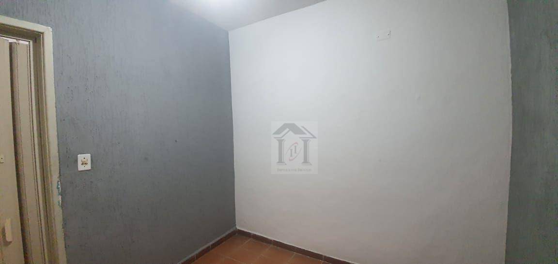 Casa para alugar com 1 quarto, 50m² - Foto 9