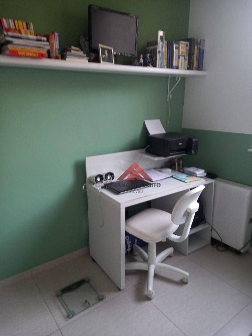 Apartamento à venda com 3 quartos, 79m² - Foto 11